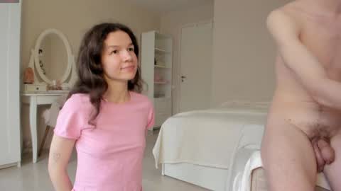 Bella  online show from January 2025 11:54:01 AM