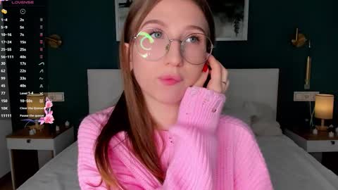 Elizabeth online show from March 2026 06:23:01 PM