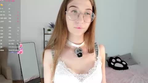 Snapshot of portia_bubbles chatting on July 2026 08:20:01 AM Elizabeth online show from July 2026 08:20:01 AM