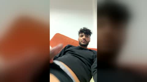 portugues_malvadao2 online show from April 2026 03:00:02 AM