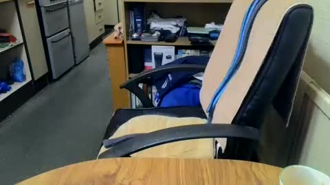 poshman65 online show from October 2025 10:47:01 PM