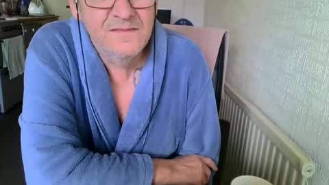 poshman65 online show from November 2025 11:10:02 AM