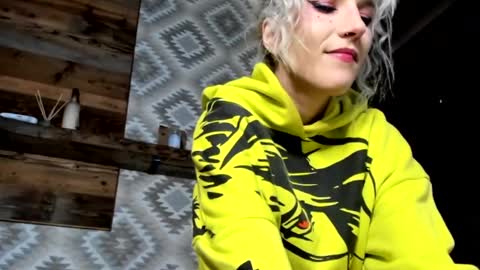 Snapshot of positivevibess chatting on February 2025 12:59:01 AM positivevibess online show from February 2025 12:59:01 AM