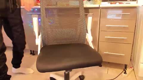 Snapshot of powerofthor69 chatting on December 2025 09:40:01 AM alex online show from December 2025 09:40:01 AM