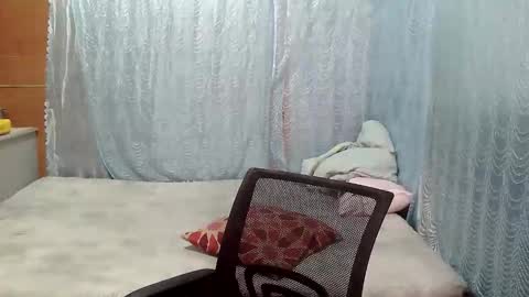 precious_athena online show from October 2025 02:47:01 PM