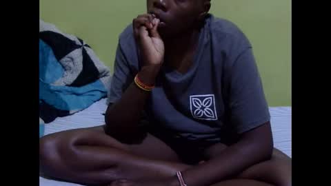 precious_nesh online show from November 2025 06:40:02 PM