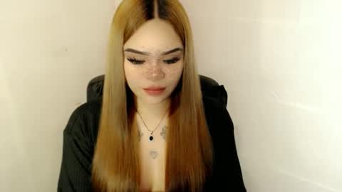 Snapshot of preciousangel69xxx chatting on September 2025 05:56:01 AM MAXXINE online show from September 2025 05:56:01 AM