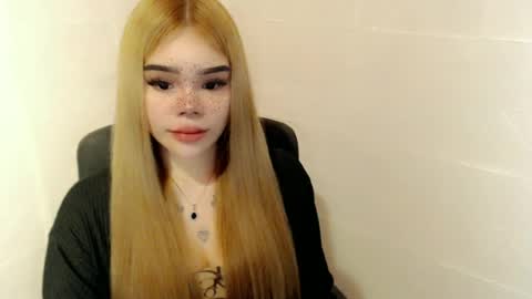 MAXXINE online show from May 2026 02:27:01 AM