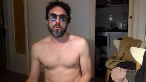 PRECUM online show from October 2025 10:36:01 PM