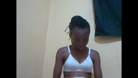 Snapshot of prekky chatting on February 2026 05:39:01 PM lynn online show from February 2026 05:39:01 PM