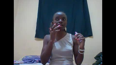 Snapshot of prekky chatting on February 2026 07:07:01 PM lynn online show from February 2026 07:07:01 PM