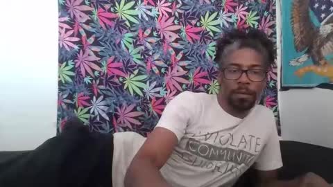 Libra Lamont online show from November 2025 08:22:02 PM