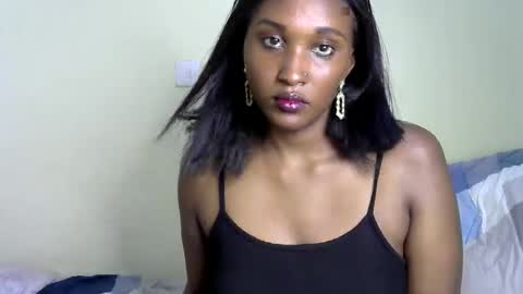 Snapshot of prettiekelly chatting on March 2025 05:22:02 PM prettiekelly online show from March 2025 05:22:02 PM