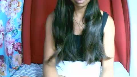 prettiethalia online show from November 2025 09:20:01 PM
