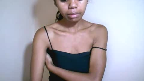 prettiethalia online show from February 2026 12:26:01 PM