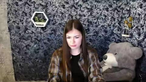 Snapshot of pretty_angell_ chatting on May 2026 09:27:02 AM anna online show from May 2026 09:27:02 AM