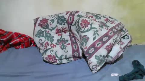 Snapshot of pretty_ass07 chatting on January 2025 12:42:01 AM pretty_ass07 online show from January 2025 12:42:01 AM