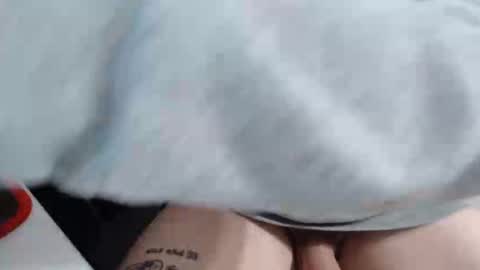 Snapshot of pretty_boyfriend chatting on February 2025 07:05:02 PM Pretty boy online show from February 2025 07:05:02 PM