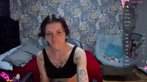 pretty_cristal22 online show from July 2026 10:13:01 PM