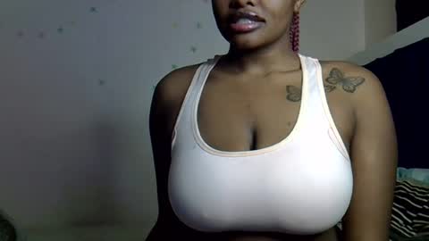 Snapshot of pretty_daina3 chatting on July 2026 08:27:02 PM pretty_daina3 online show from July 2026 08:27:02 PM