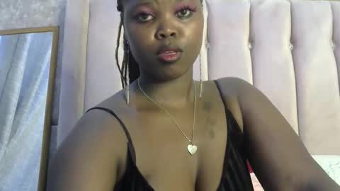 pretty_fel online show from October 2025 02:30:01 PM