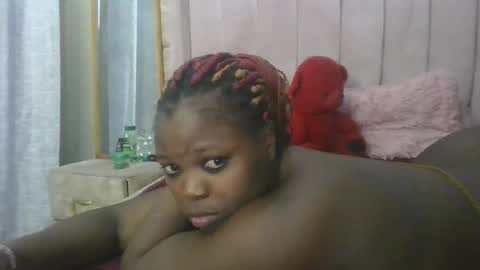 pretty_fel online show from November 2025 03:11:02 PM