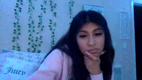 Snapshot of pretty_girl828687 chatting on November 2025 03:05:01 AM pretty_girl828687 online show from November 2025 03:05:01 AM