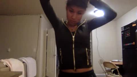 Snapshot of pretty_girl828687 chatting on November 2025 12:10:02 AM pretty_girl828687 online show from November 2025 12:10:02 AM