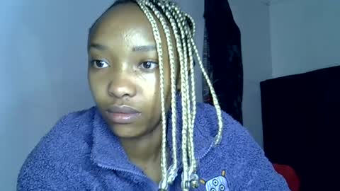 pretty jazminee online show from July 2026 12:20:01 AM