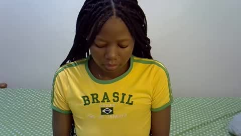 Kelen online show from December 2024 12:44:02 PM