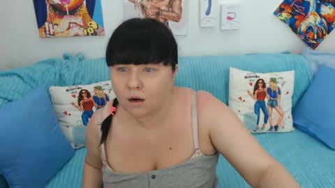 pretty_malika online show from July 2026 12:18:02 PM