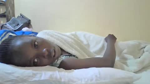 Snapshot of pretty_petite_ebony chatting on February 2025 12:13:01 AM pretty_petite_ebony online show from February 2025 12:13:01 AM