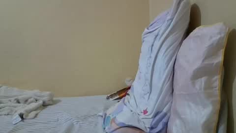 Snapshot of pretty_petite_ebony chatting on February 2025 08:38:02 PM pretty_petite_ebony online show from February 2025 08:38:02 PM