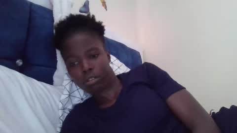 Snapshot of pretty_petite_ebony chatting on October 2025 07:31:02 AM pretty_petite_ebony online show from October 2025 07:31:02 AM