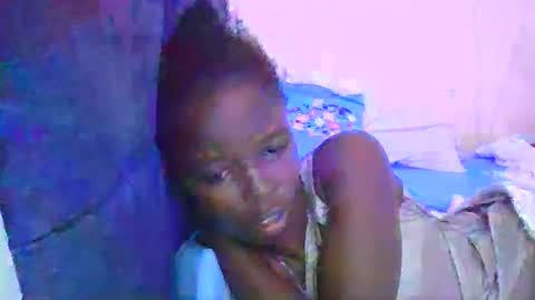 pretty_petite_ebony online show from May 2026 01:29:02 PM
