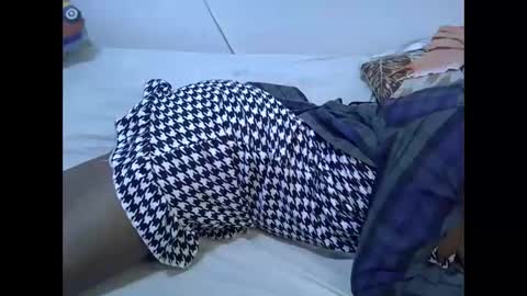 Snapshot of pretty_queen18 chatting on October 2025 06:54:02 PM NASH online show from October 2025 06:54:02 PM