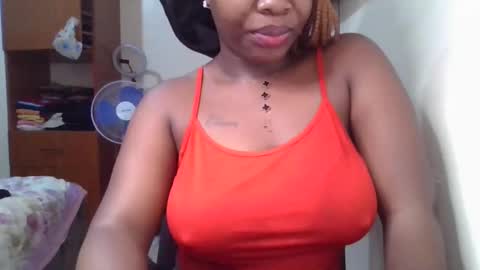 Snapshot of pretty_shila chatting on May 2026 09:42:02 PM pretty_shila online show from May 2026 09:42:02 PM