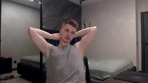 Snapshot of pretty_sweety chatting on June 2026 03:05:02 PM Justin online show from June 2026 03:05:02 PM