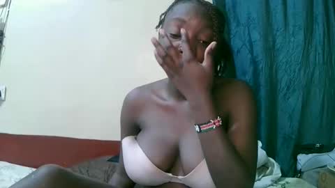 pretty_tiffany1 online show from December 2025 04:12:02 PM