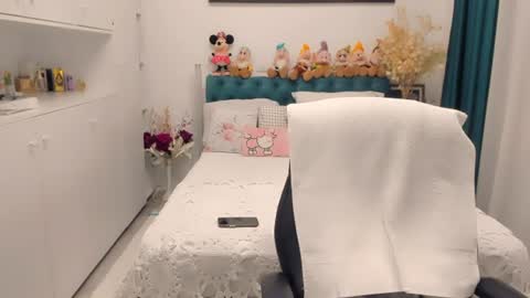 Snapshot of prettyblackeyes chatting on June 2026 06:19:01 AM wilma online show from June 2026 06:19:01 AM