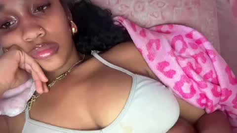 Snapshot of prettyblackgal chatting on July 2026 02:31:02 AM prettyblackgal online show from July 2026 02:31:02 AM
