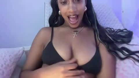 Snapshot of prettyblackgal chatting on August 2026 04:55:02 AM prettyblackgal online show from August 2026 04:55:02 AM