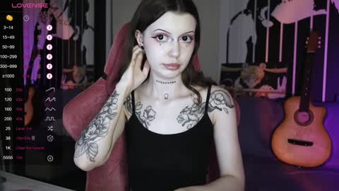 Violet online show from December 2024 11:29:01 AM