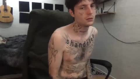 pretty boy online show from December 2024 06:44:01 AM