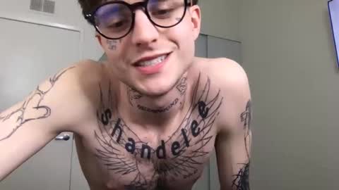 pretty boy online show from January 2026 12:38:01 AM