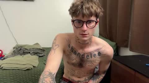 pretty boy online show from April 2026 04:21:01 AM