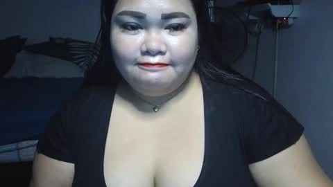 Snapshot of prettycarla_ chatting on November 2025 11:43:01 PM prettycarla online show from November 2025 11:43:01 PM