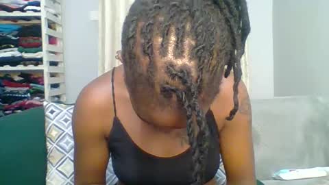 PrettyEla online show from January 2026 12:27:02 AM