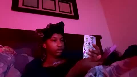 prettyfacefemale online show from October 2025 08:53:02 PM