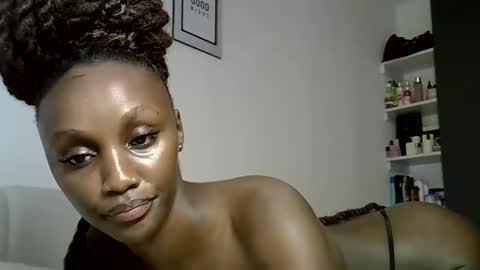 Pretty darkskin doll online show from May 2026 10:09:02 AM